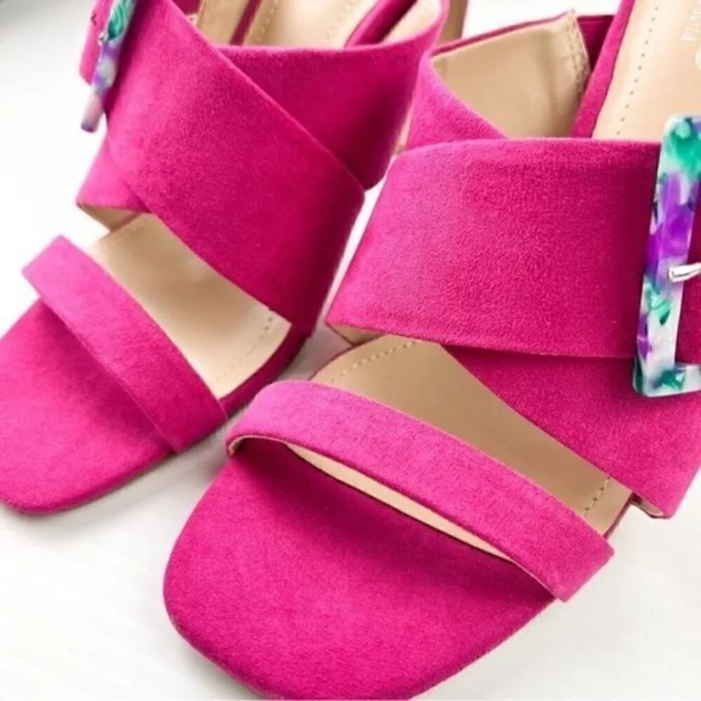 Charles David Sandal womens size 7 Pink Buckle Gleam Slide Sandal